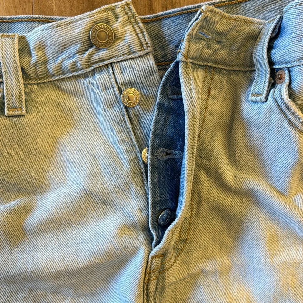 Levi's 501 shorts - Picture 3 of 5